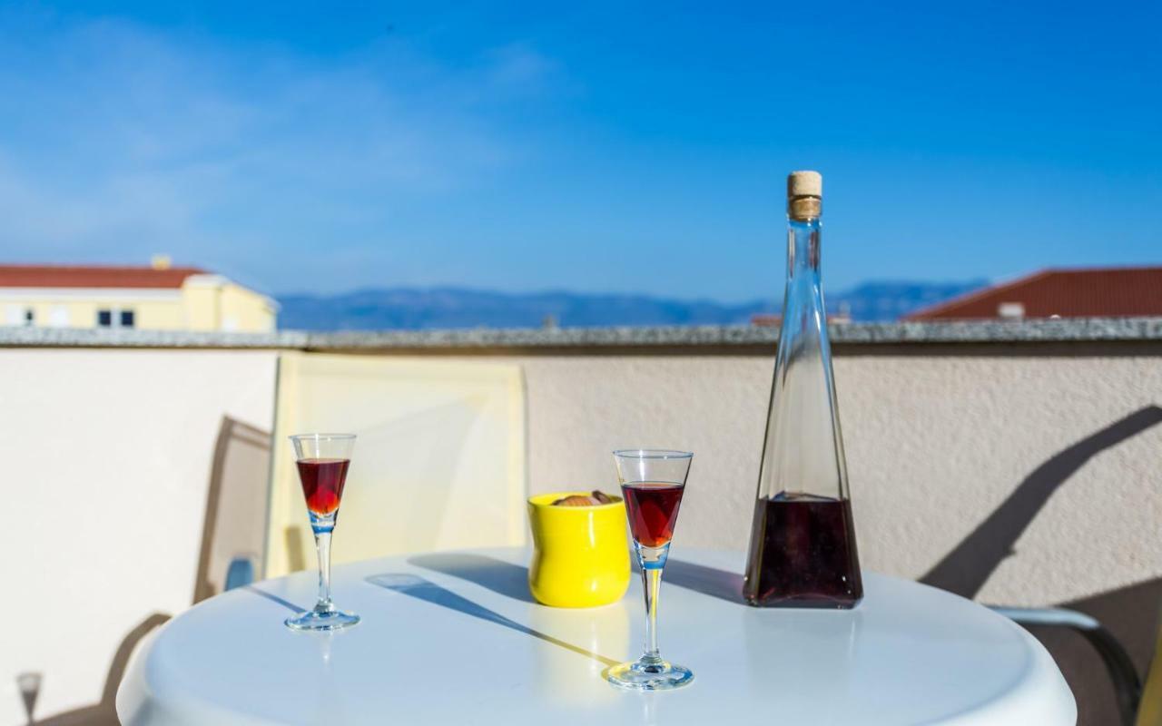 Tinka Apartment Baška Екстериор снимка
